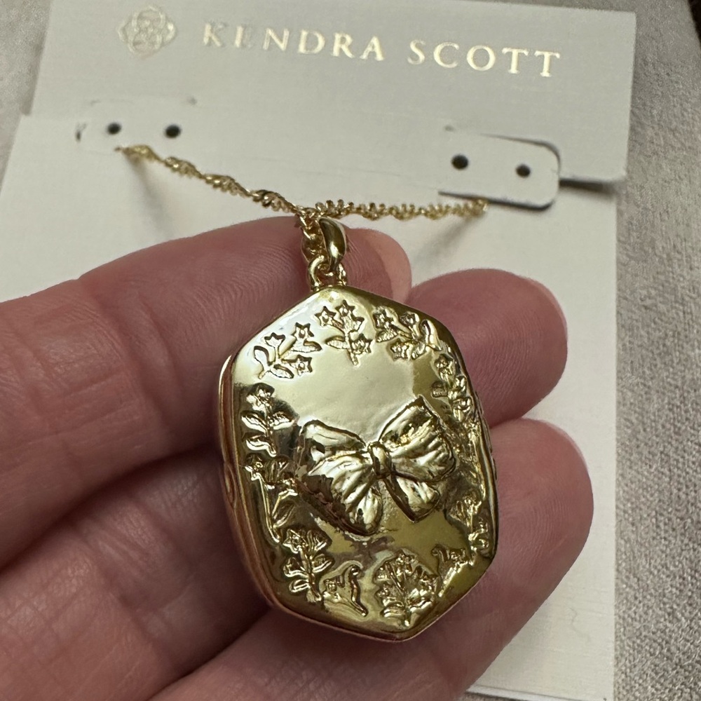 Kendra‎ Scott x LoveShackFancy Daphne Gold Locket Necklace